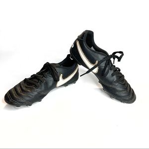 gold soccer cleats youth